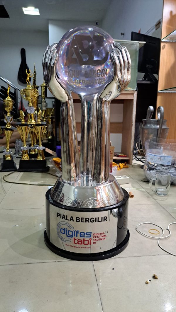 Piala Bahan Timah - Image 13