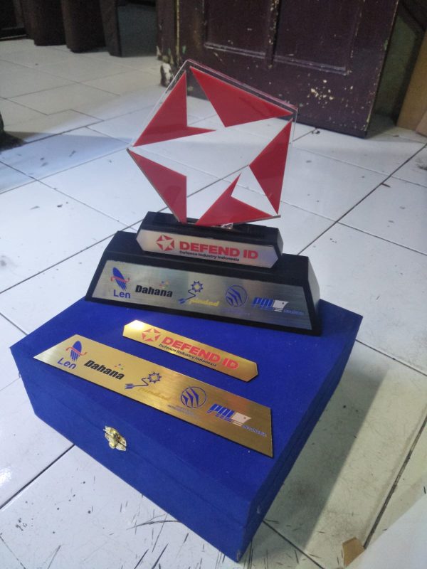 Plakat Kombinasi Resin - Image 11