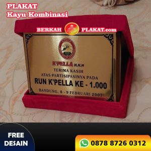 vendor plakat kayu