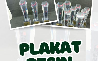 Pembuatan Plakat Akrilik Resin Premium Untuk Penghargaan