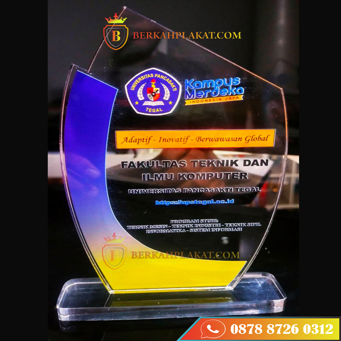 Plakat Akrilik Wisuda - Gambar 12