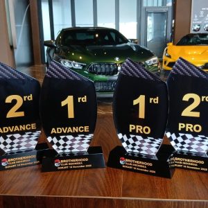 Pembuatan Plakat Custom Terdekat